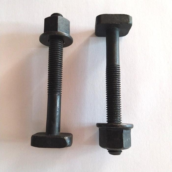 Square Bolt